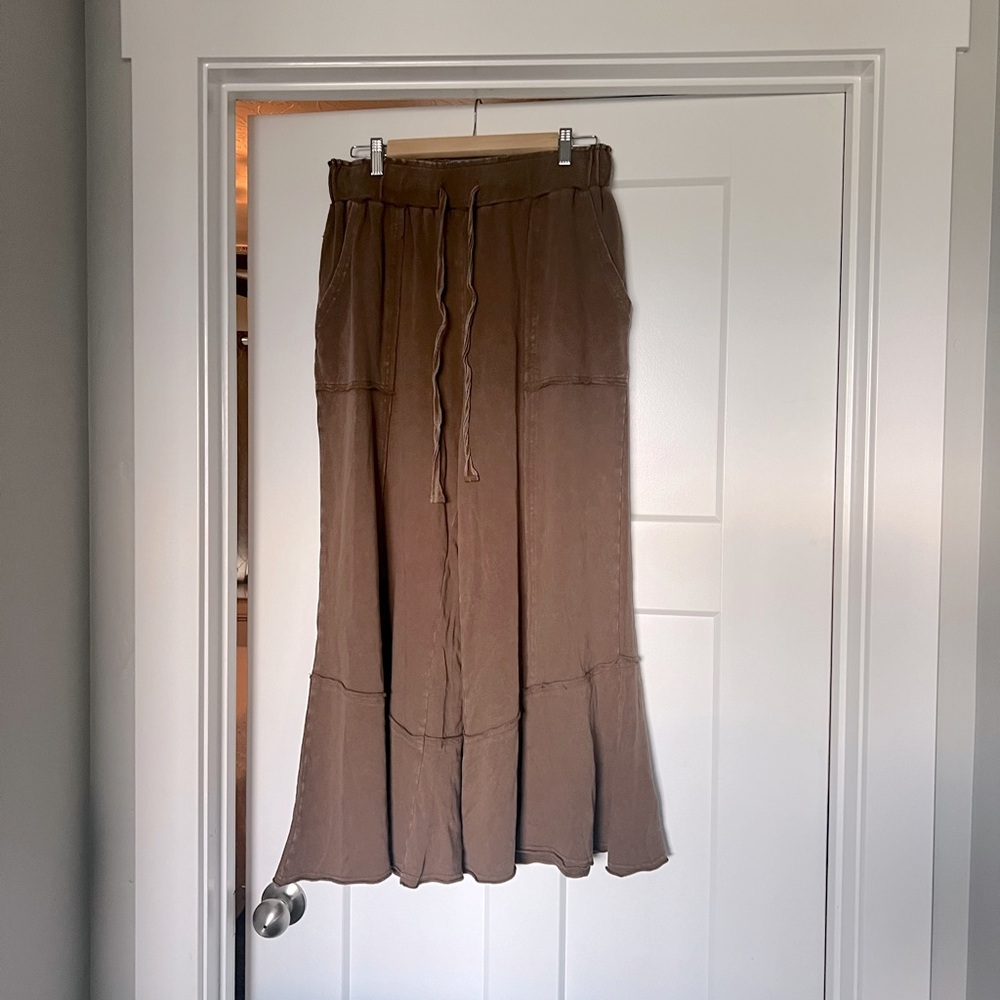 EASEL FEELING GOOD DRAWSTRING FLARE PANTS